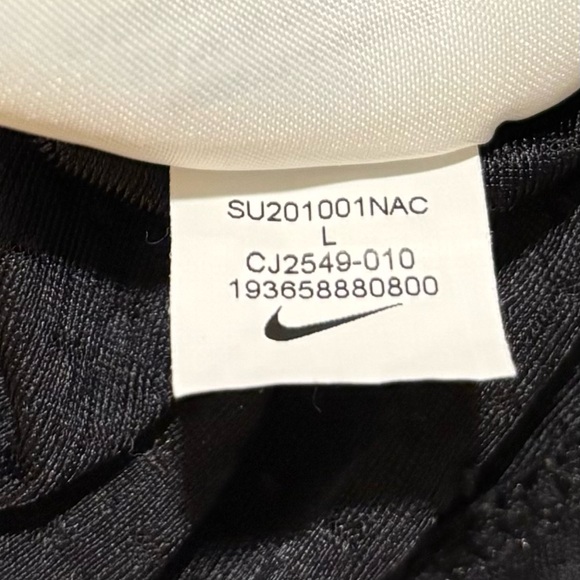 Nike Women's Miler Breathe Tank Top - Picture 8 of 14